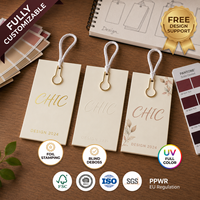 Étiquettes suspendues personnalisées pour vêtements, prix d'usine en Chine, faible MOQ, étiquettes en relief pour vêtements, étiquettes personnalisées pour vêtements