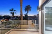 Rampe en verre en U et balustrade sans cadre en acier inoxydable Prima pour balcon et escaliers d'hôtels et d'appartements