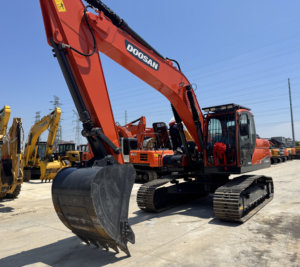 Excavateur Doosan DX300 DX225 DH300 de Corée d'occasion 30 tonnes à vendre - Product Image 3