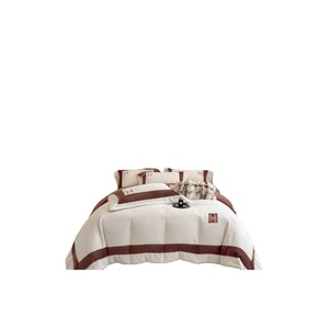 Milk Fleece Four-Piece <b>Bedding</b> <b>Set</b> 320G Thickened Winter Warm Reversible Striped Solid Color Geometric Pattern - Product Image 3