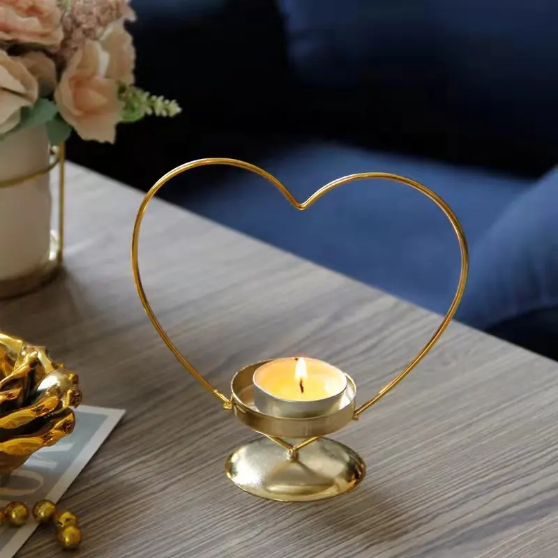 2022 The New Listing heart shaped candle holder good quality romantic handmade golden tea light candle holder