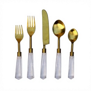 Juego de cubiertos nórdico moderno de lujo, chapado en oro mate, acero inoxidable 18/8 con mango acrílico, juego de cubiertos para boda al mejor precio - Product Image 1