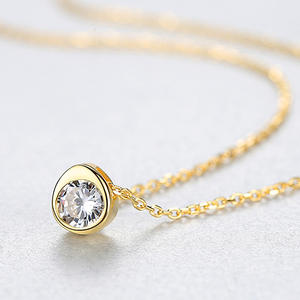 Collar de Clavícula con Diamantes para Mujer, Diseño Elegante (Disponible en Latón) - Product Image 5