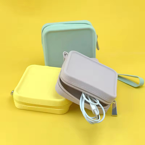 Everyday Travel Organizer <b>Square</b> Silicone Pouch Bag for Lipstick <b>Keys</b> ID Cards Perfume Feminine Care Bathroom Storage Solution - Product Image 3
