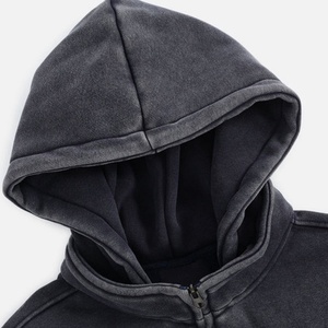 Chaqueta con Capucha Negra con Cierre para Hombre, Prenda Exterior Informal y Suave con Bolsillos con Solapa de Botones y Detalles de Parches en los Hombros - Product Image 2