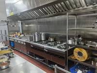 Ensemble complet d'équipements de cuisine commerciale, conception d'équipements de cuisine en acier inoxydable pour les services de restauration hôtelière