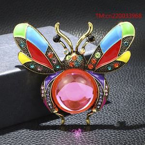 Nouvelle gelée ventre papillon insecte abeille broche femmes mode Simple exagéré strass cigale manteau broche vêtements boucle - Product Image 4