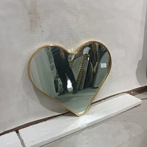 Hot Sale Heart Shape Gold Frame Mirrors Decor Wall Living Room