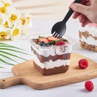 Gobelets à dessert carrés en plastique transparent BST de 12 oz avec couvercles et cuillères-fourchettes, gobelets jetables pour parfaits, contenants anti-fuite pour crème glacée, salades et fêtes