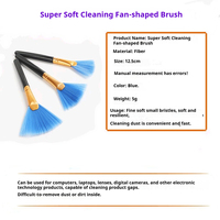 Brosse douce en plastique en forme d'éventail, réutilisable, portable, pour le nettoyage de claviers d'ordinateur, d'objectifs d'appareil photo, de téléphones portables, outil de nettoyage de la poussière, rasoir