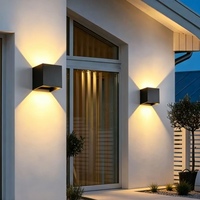 Lampe murale à LED réglable à quatre feuilles mobiles, très vendue, angle de faisceau 10-140°, design moderne, 6W, 540LM, 3CCT
