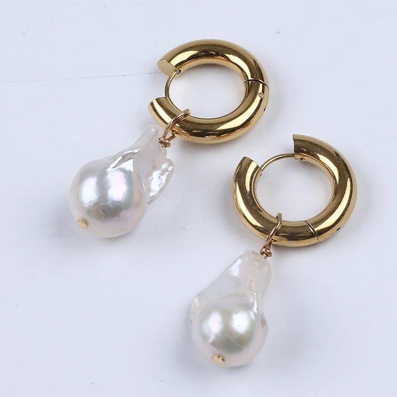 New style fashion White 15mm Baroque Round shape pearl jewelry women studs earrings