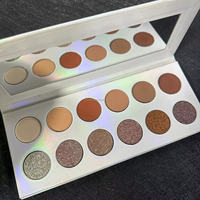 Palette de fards à paupières vegan 12 couleurs mates duochrome, haute pigmentation, ingrédients minéraux, formule waterproof pour les tons de peau clairs et foncés