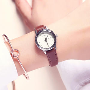 2025 nuevo reloj para estudiantes femeninas, estilo INS, temperamento simple, Retro impermeable, de moda y fresco - Product Image 5