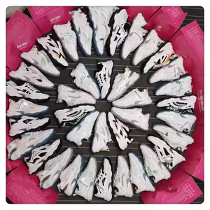 Zapatos Originales de Marca Usados al Por Mayor a Bajo Precio en Pacas Chinas de 25 kg, Cómodos y Ligeros - Product Image 1