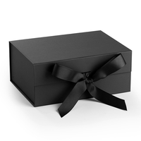 Boîte à vêtements de luxe personnalisée avec laminage mat et gaufrage, doublée d'éponge, pour emballage cadeau