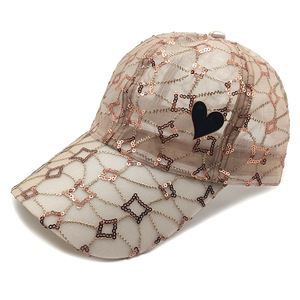 Gorra de béisbol de malla con lentejuelas para <span class=keywords><strong>mujer</strong></span>, sombrero para el sol decorado con corazones, transpirable, para uso diario al aire libre - Product Image 6