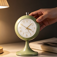 Horloge de table ronde silencieuse de style Ins, horloge de bureau en métal avec support métallique, analogique à quartz pour la chambre à coucher, décoration de la maison