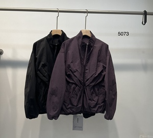 Chaqueta Bomber Unisex Personalizada con Logotipo, Transpirable, Impermeable, de Nailon, Ropa Deportiva Activa, Cierre de Cremallera, Puños Elásticos, Informal para Gimnasio y Deportes - Product Image 1