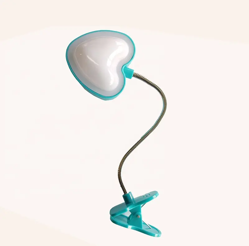 2024 nueva lámpara de libro en forma de corazón de plástico alimentada por batería Ag3 con juguete intermitente de aprendizaje de brazo flexible