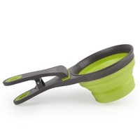 Cuillère à nourriture pour animaux de compagnie en silicone pliable, best-seller, cuillère à nourriture pour chien et chat avec clip d'étanchéité, pelle à nourriture pour animaux de compagnie pour l'alimentation quotidienne des animaux