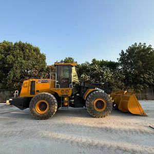 รถตักล้อยาง XCMG LW500KN มือสอง ชั่วโมงการทำงานต่ำ สีเดิม สภาพสะอาด แรงขุดทรงพลัง บำรุงรักษาอย่างดี พร้อมส่งออก - Product Image 4