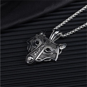 Retro Personal 3D Design Celtic Wolf Head Shaped Pendant Hip-Hop Stainless Steel Mens Pendant Necklace - Product Image 5