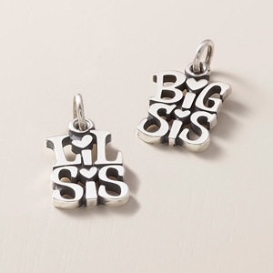 Ciondolo Sorelle James Avery in Argento Sterling S925, Design con Cuore/<span class=keywords><strong>Lettera</strong></span> Incisa, Accessori per Braccialetti Fai-da-Te, Amiche per Sempre - Product Image 2