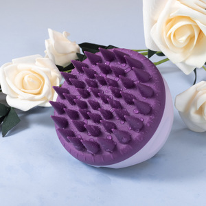 Cepillo de Silicona Multifuncional para el Cabello y Masajeador Limpiador del Cuero Cabelludo, Peine Ovalado Moderno para Aplicaciones en la Cabeza - Product Image 2