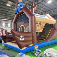 Castillo Inflable Barato, Combo de Tobogán y Brincolín con Forma de Barco Pirata, con Juego de Lanzamiento de Pelotas