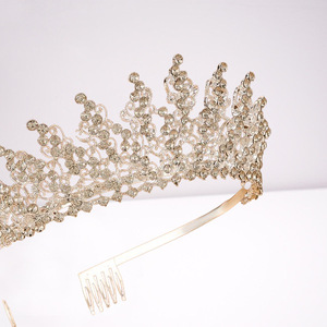 Corona de <span class=keywords><strong>Miss</strong></span> Universo al por mayor, corona de flores europea y americana, diadema de boda con diamantes incrustados en cristal, corona para desfile. - Product Image 1
