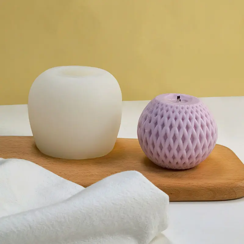 LOVE RESIN Three-dimensional ball pattern candle silicone mold DIY ball aromatherapy candle gypsum diffuser stone mold