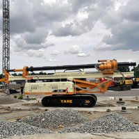 Petite foreuse hydraulique sur chenilles rotative avec châssis, pour une profondeur de 15 m, idéale pour les travaux de construction à petite échelle, avec options de moteur et d'engrenages disponibles