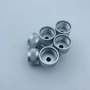 ชิ้นส่วนกลึงสเตนเลสสตีลที่ผลิตด้วยเครื่อง CNC พร้อมรูเกลียวและร่อง - Product Image 3