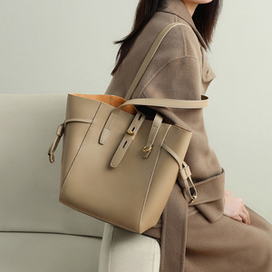 Nouveau modèle 2026 : Sac à bandoulière grande capacité, polyvalent, tendance et élégant pour femme, idéal pour les trajets quotidiens - Product Image 4