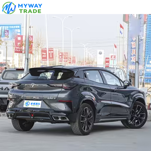 <span class=keywords><strong>2025</strong></span> changan UNI-T thể thao sang trọng hàng đầu tự động tối mới R20 nhỏ gọn SUV với cửa sổ trời toàn cảnh - Product Image 1