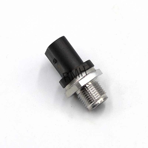 89458-60021 Parti per Motori Diesel <span class=keywords><strong>Sensore</strong></span> di <span class=keywords><strong>Pressione</strong></span> Alta per Iniezione Carburante <span class=keywords><strong>Sensore</strong></span> di <span class=keywords><strong>Pressione</strong></span> Common Rail 8945860021 - Product Image 4