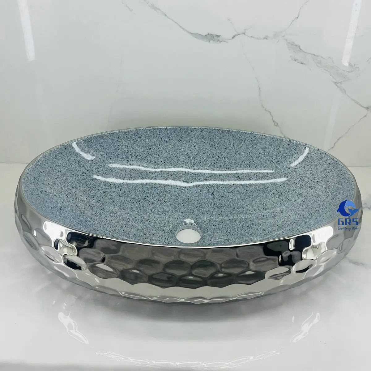 Nouveau venu de haute qualité moderne ovale or et argent couleur céramique porcelaine salle de bain comptoir évier Art bassin pour salle de bain