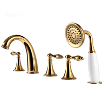 Ensemble de robinetterie de baignoire à cinq trous, finition or, corps en laiton, triple commande, avec douchette, eau chaude et froide, pour hôtel et villa