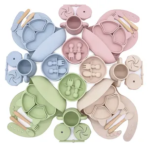 Pabrik BPA gratis 8 buah anak-anak peralatan makan mangkuk silikon piring hisap Set makanan bayi