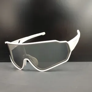 Yijia Optical Polarized Biking Sunglasses TR90 Sport Glasses Photochromic Lens Men Women MTB Road Bike Cycling Glasses
