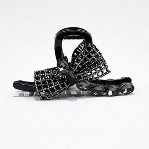 Pince à Cheveux Nœud Papillon Noir Élégante et Simple, Style Luxe Léger, Bijou Tendance pour Femme, Vente en Gros - Product Image 5