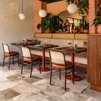 Meubles de salon de thé, hôtel, café, restaurant, table et chaises de style moderne et luxueux, en bois, en rotin et en velours