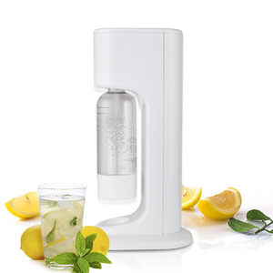 Vente en gros de sodas de bureau Source d'alimentation manuelle rechargeable Boîtier en plastique avec bouteille portable pour usage domestique - Product Image 1