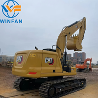 Excavatrice sur chenilles Caterpillar 323GC d'occasion de taille moyenne avec cabine d'origine