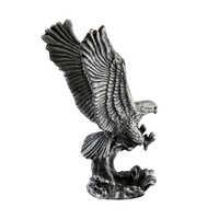 Offre Spéciale Étain Alliage Aigle Statue Petit Animal Personnalisé Figurine Métal Faucon Ornements