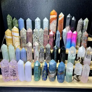 Großhandel natürliche Heilung Steine gemischt Kristall Turm Zeichen-Stab als Geschenk