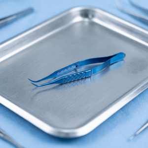 BK Industries Décolleuse manuelle de points adhésifs cutanés bleue, Instrument chirurgical certifié CE Classe I ISO13485 pour utilisation en bloc opératoire, Garantie 1 an - Product Image 3