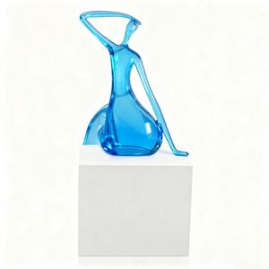 Sculptures de Personnages Célèbres, Figurines en Résine, Sculptures de Femmes Bleues Transparentes - Product Image 2