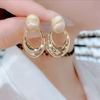 Boucles d'oreilles ovales en perles au design rétro tendance, accessoires de mode élégants pour femmes